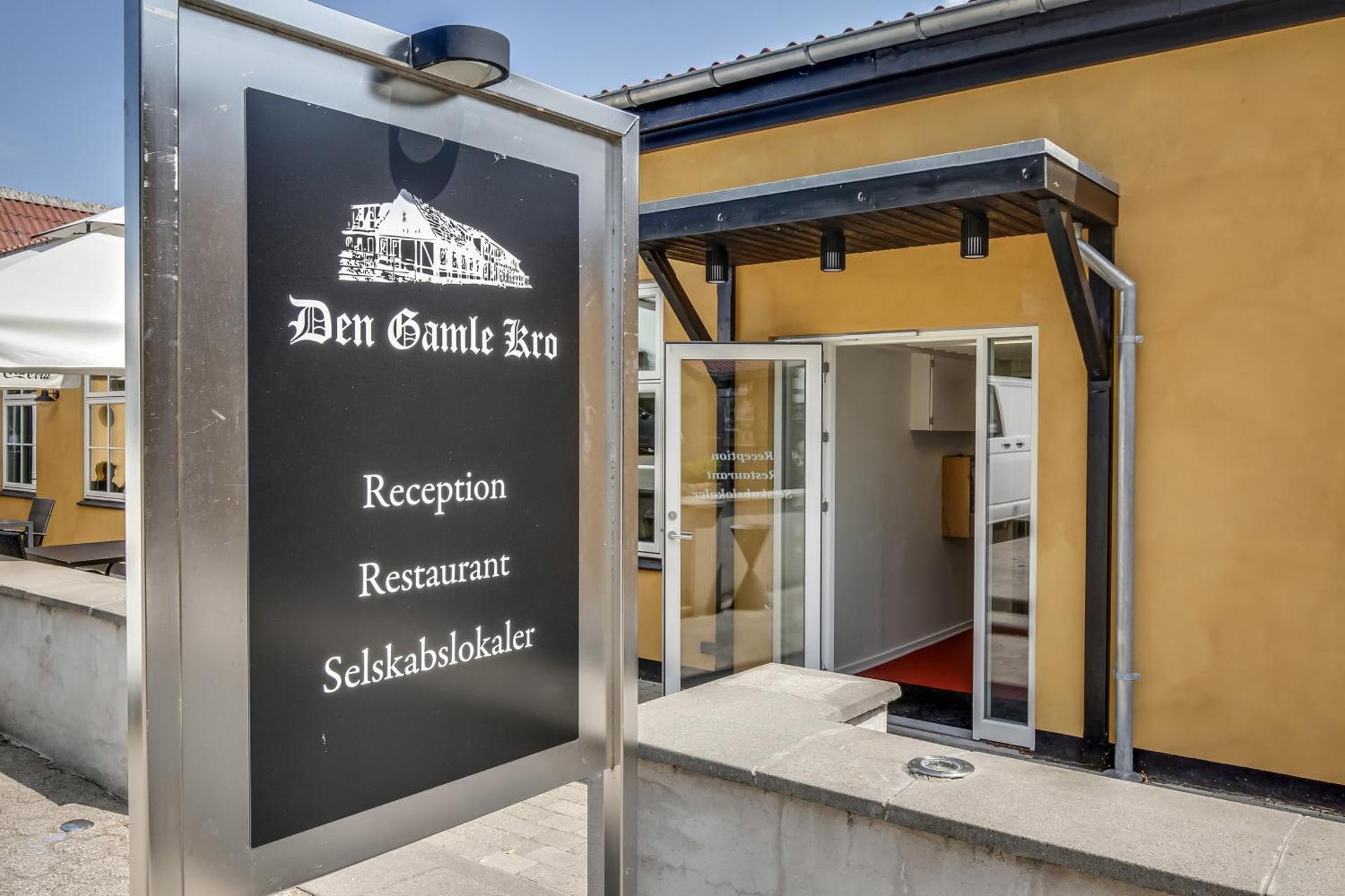 Single Room with Bathroom