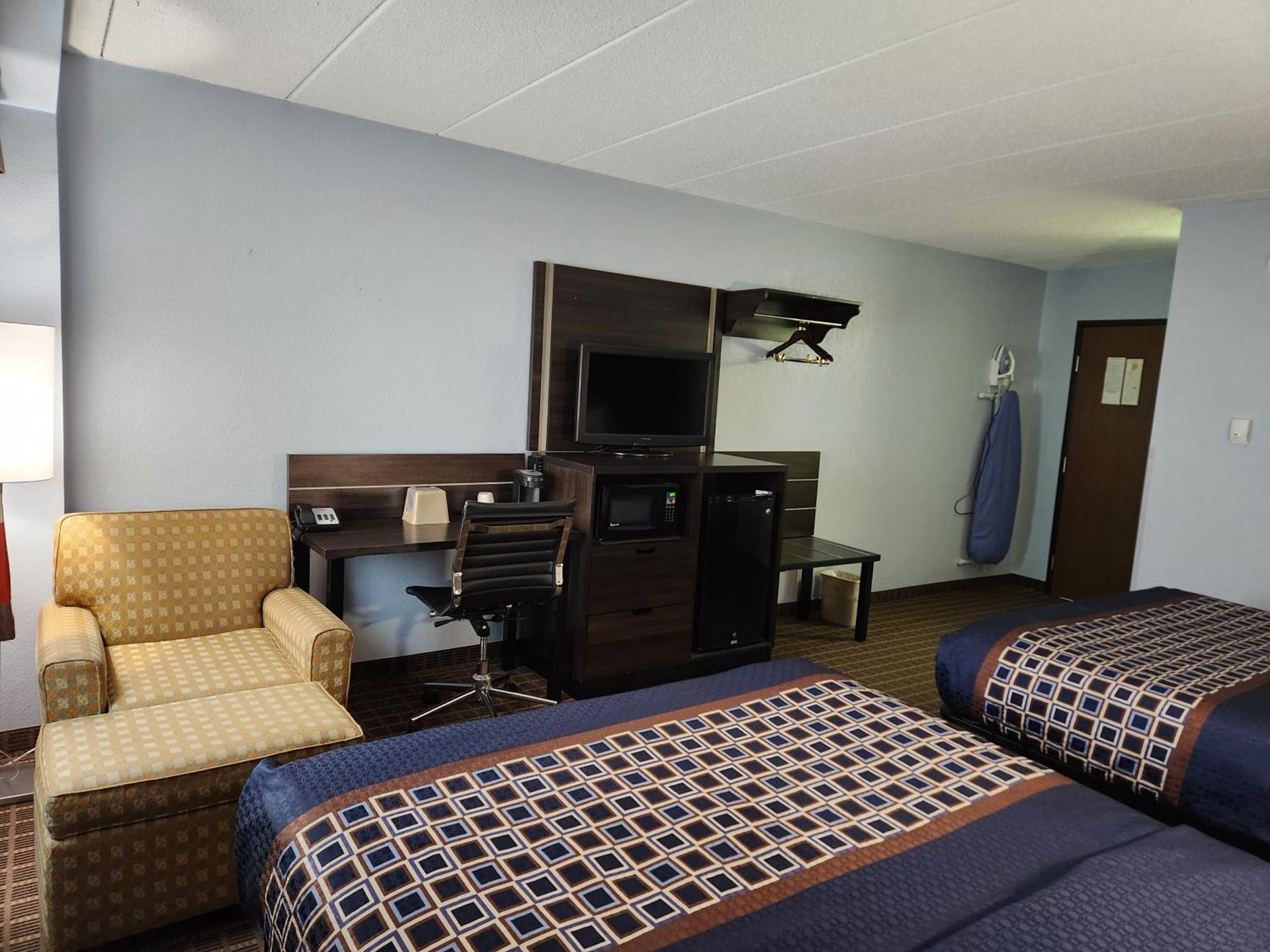 Stillwater Inn & Suites