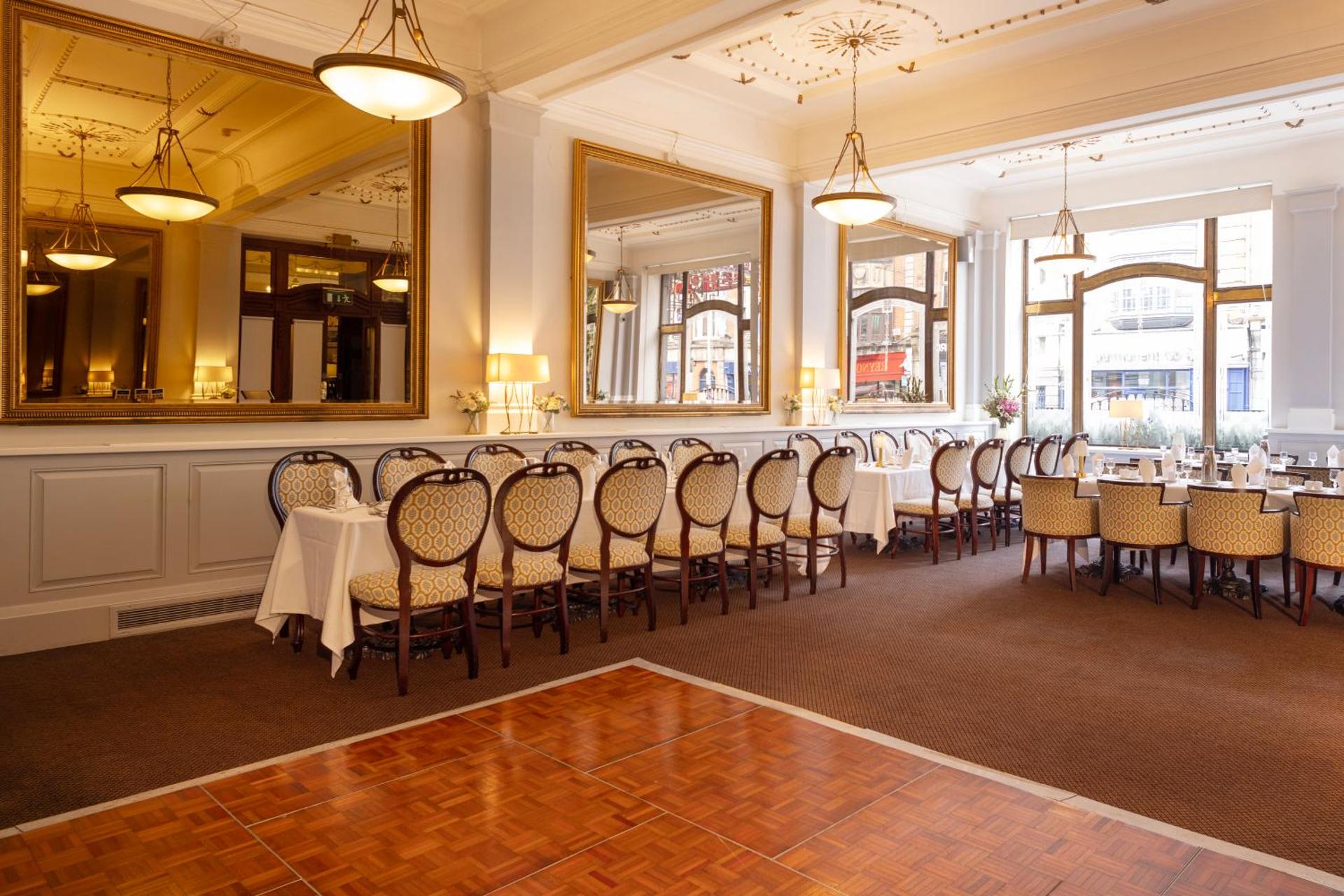 Meeting/conference room