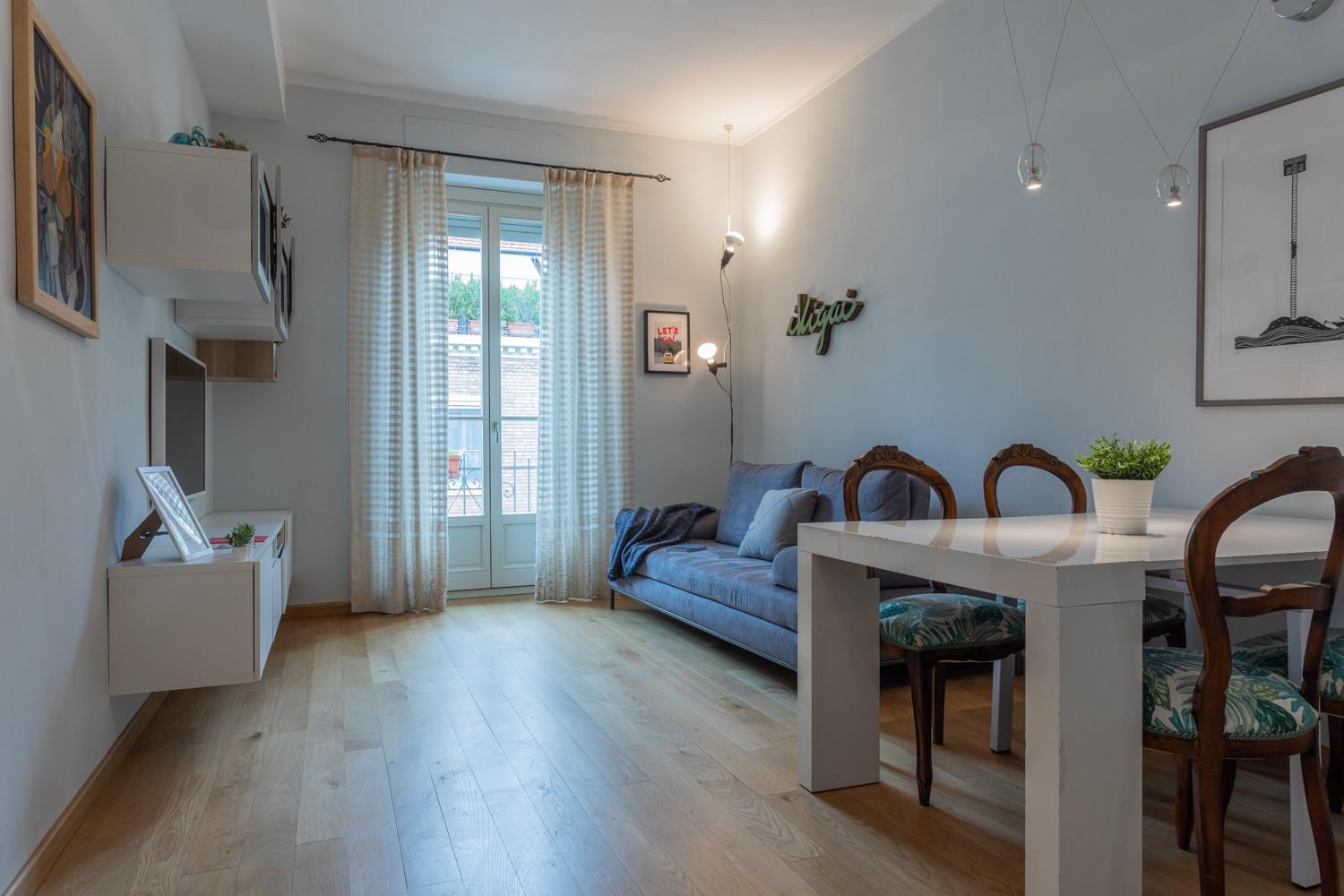 Communal lounge/ TV room