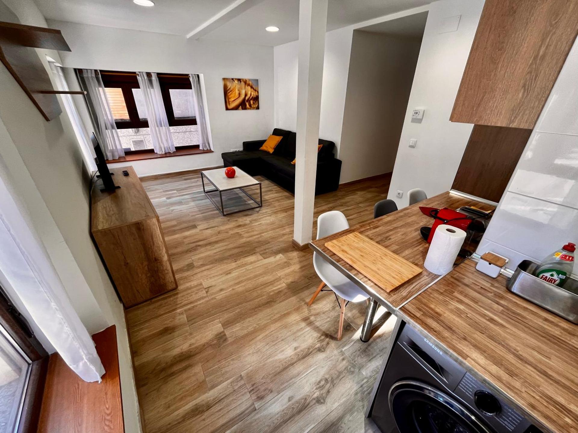 Lotila Flats L'Infiestu