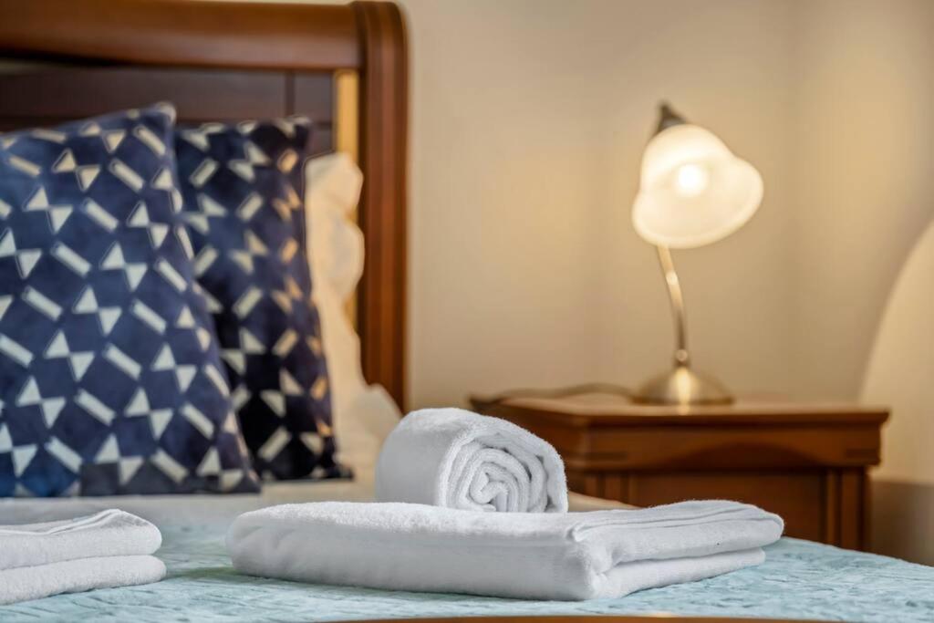 Casa do Palheiro Ribeirinho by Rent-a-key