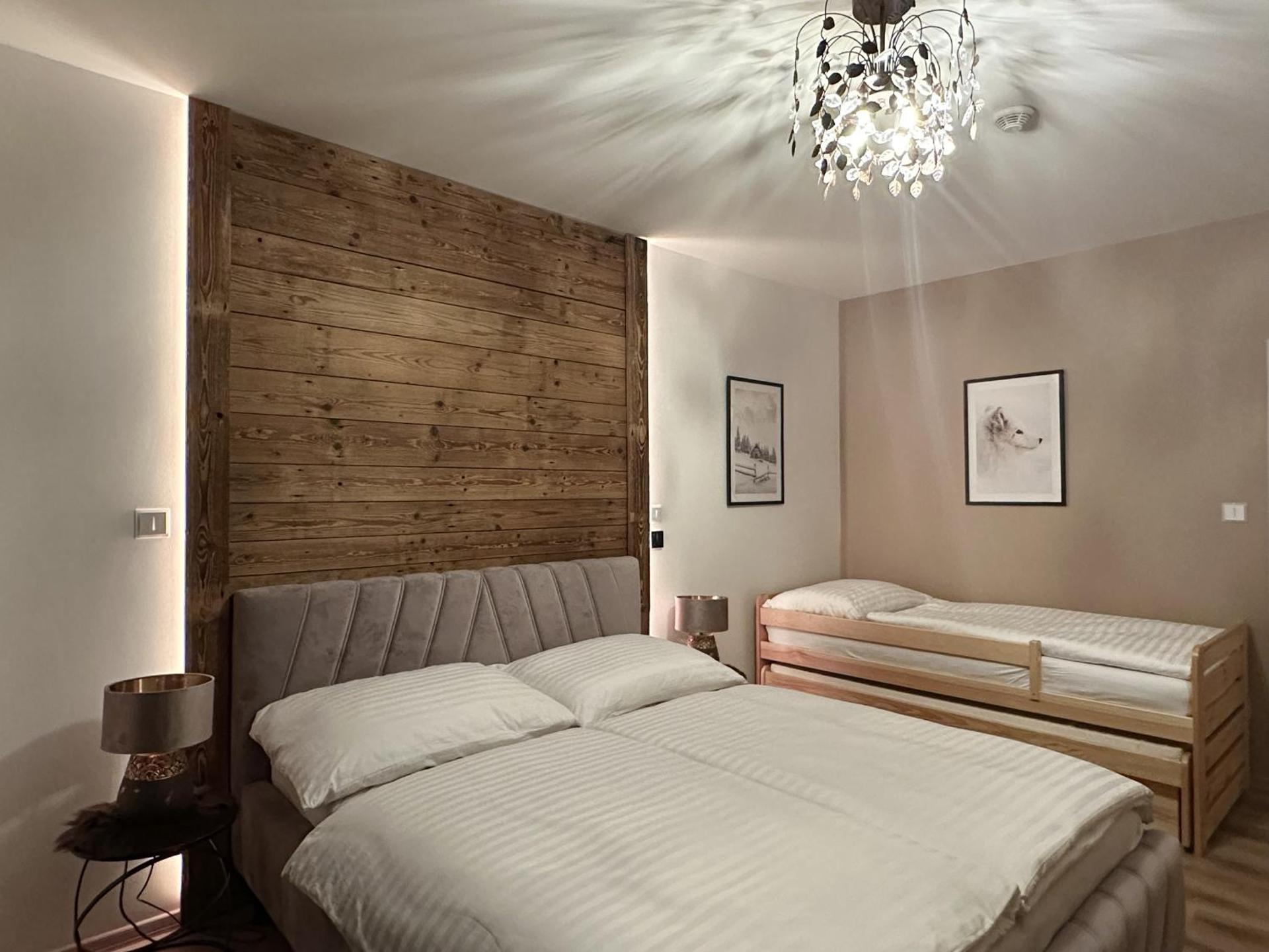 Apartmány Čerňák - Horňák - 4-6 osob, balkon, dvě parkovací místa