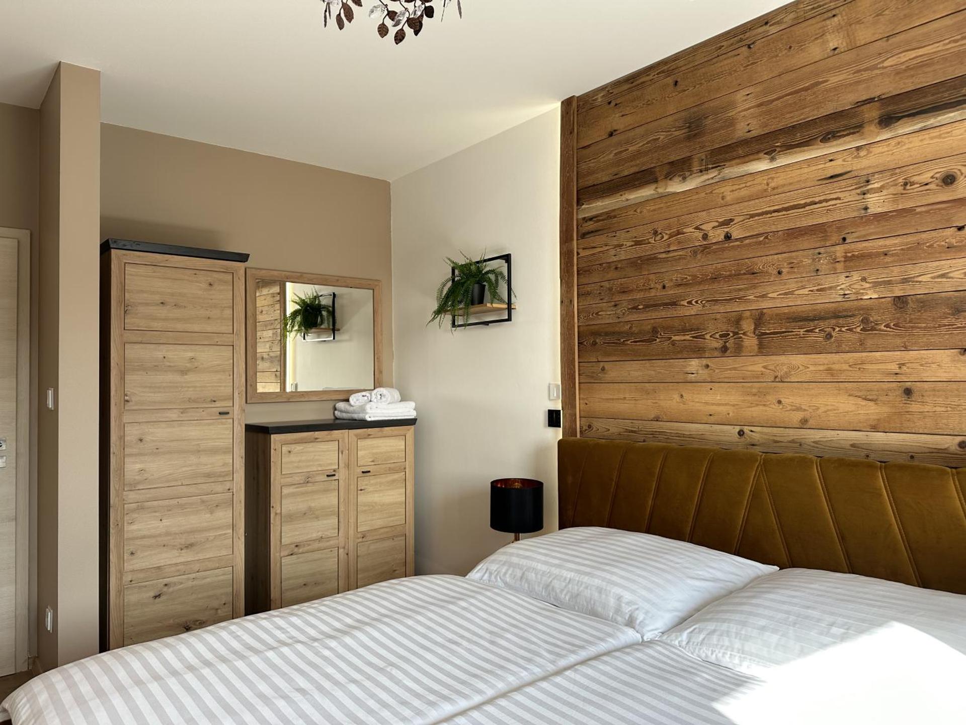 Apartmány Čerňák - Horňák - 4-6 osob, balkon, dvě parkovací místa