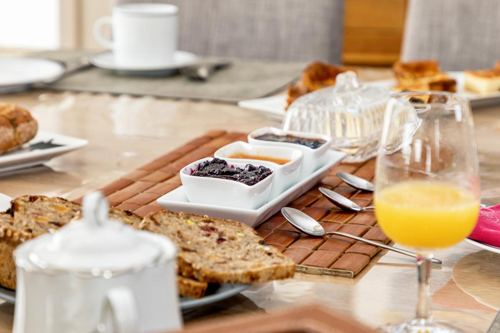 Continental breakfast