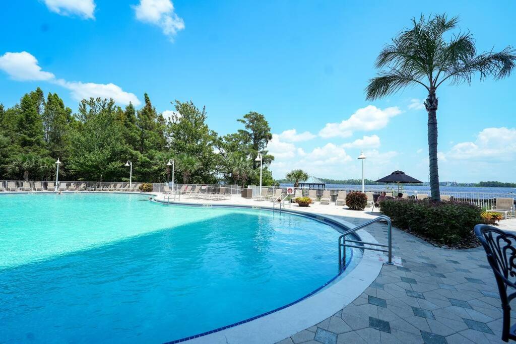 Apartment 5 min away from Disney 1st Floor