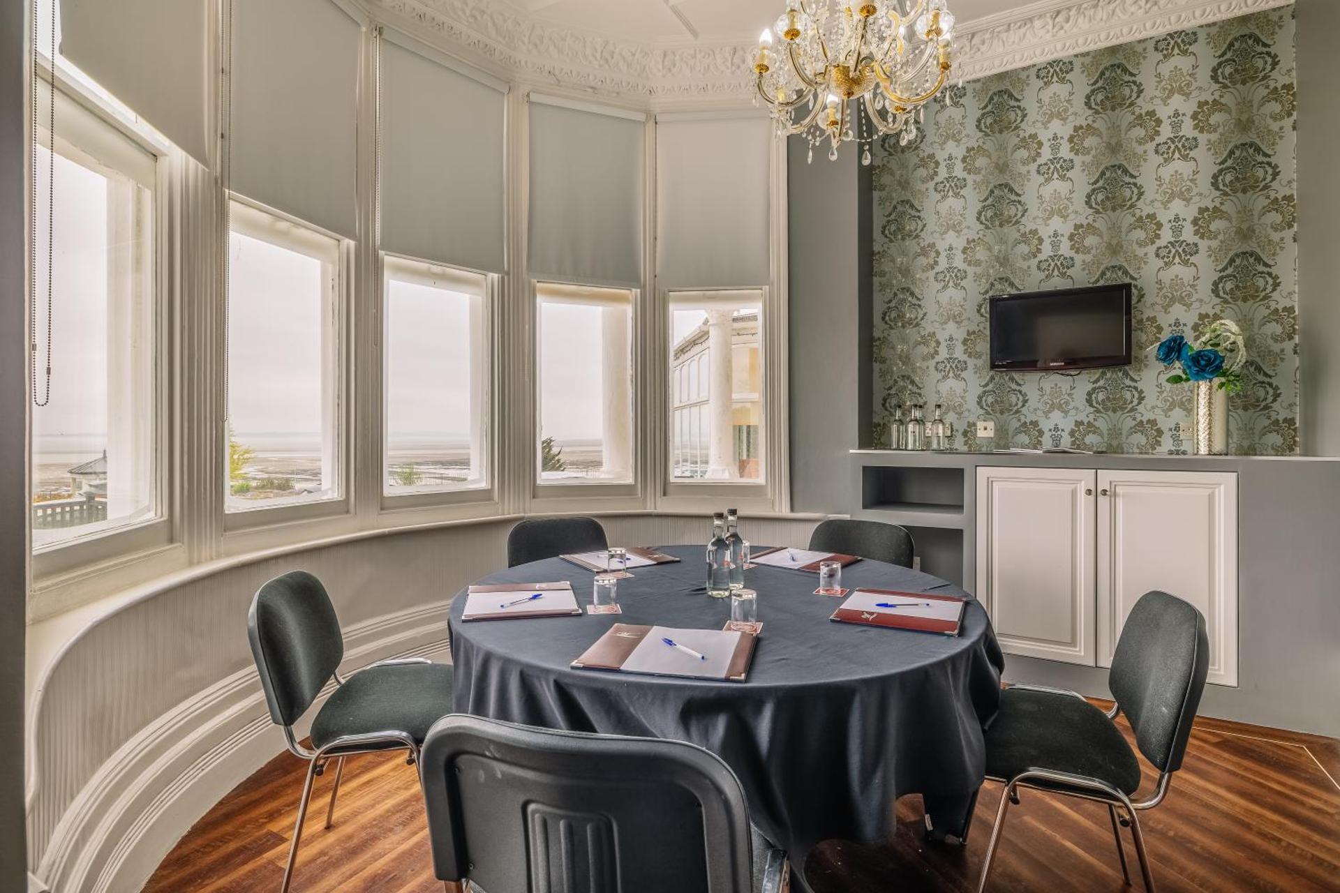 Meeting/conference room