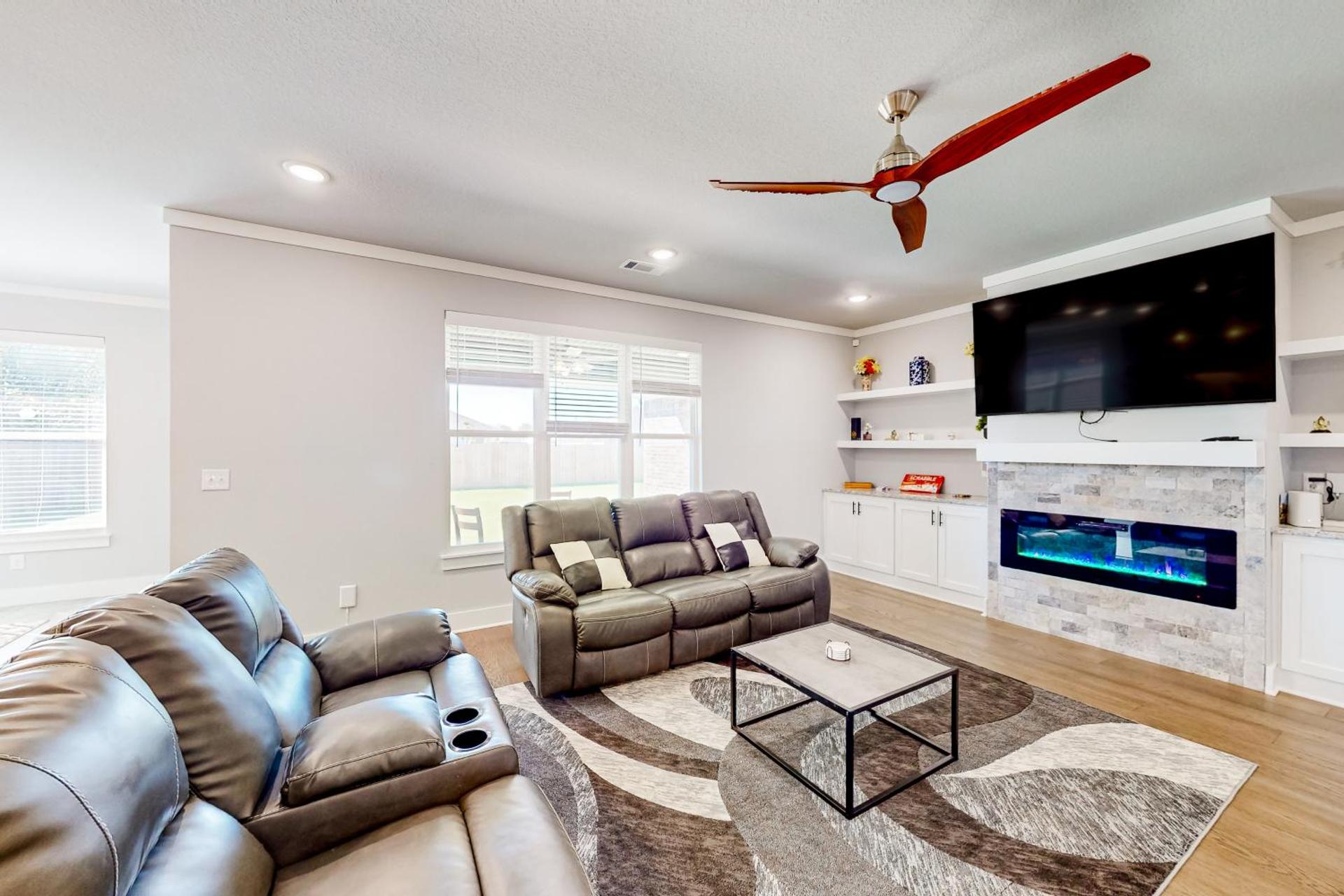 Life is Good on 18th Street