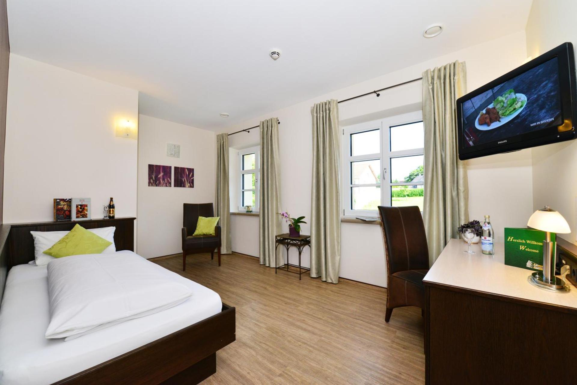 Photo of the whole room