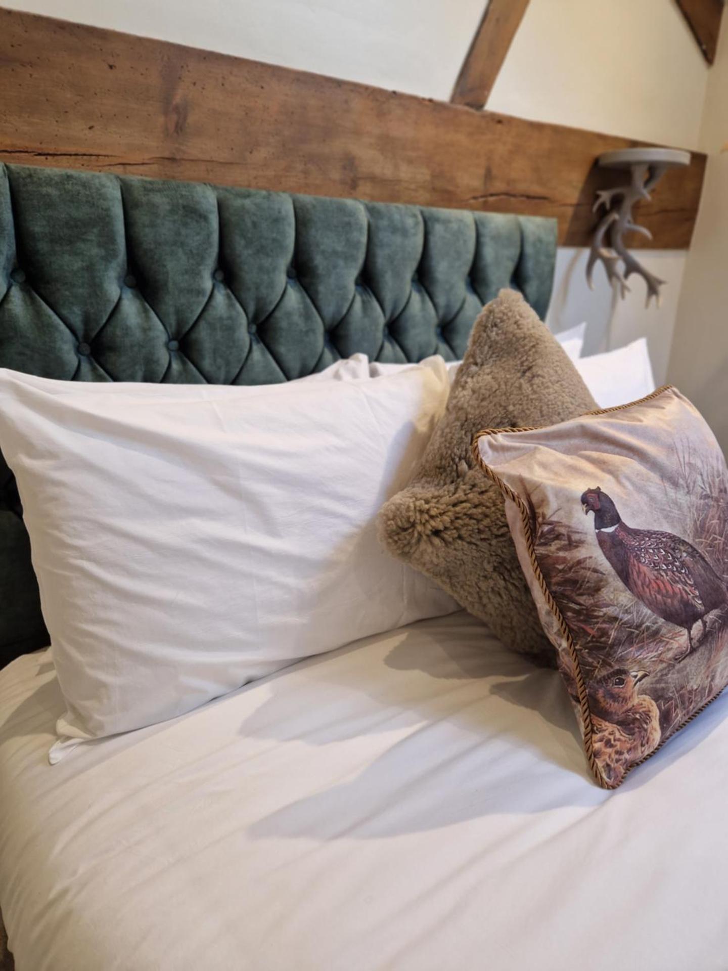 The Hamilton luxury holiday let's- The Coach House with hot tub