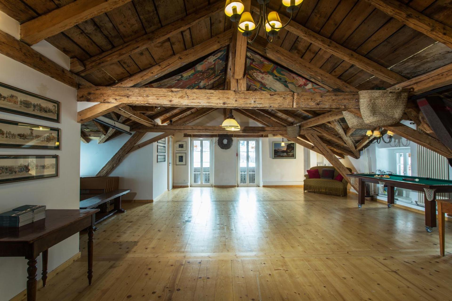 Meeting/conference room