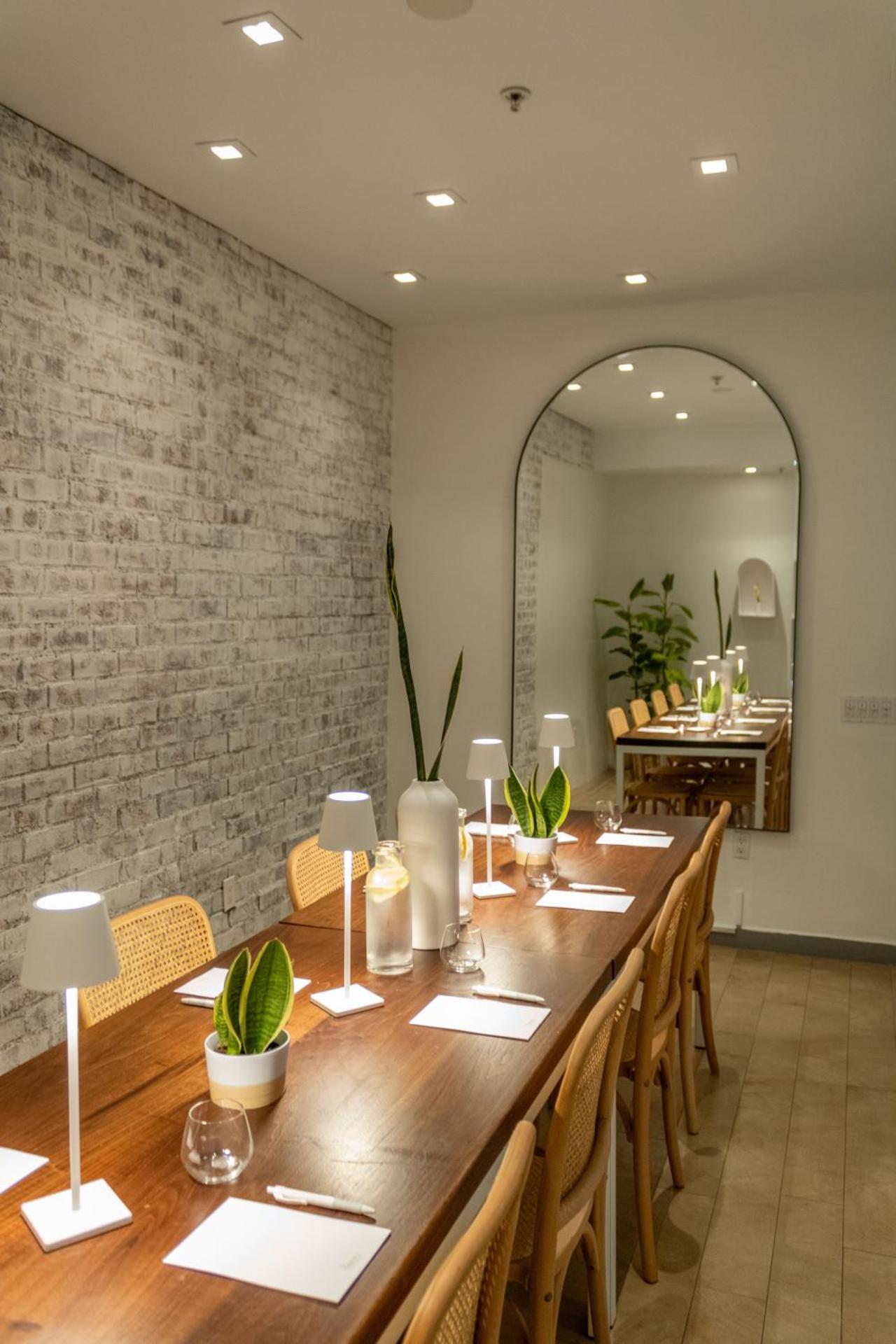 Meeting/conference room