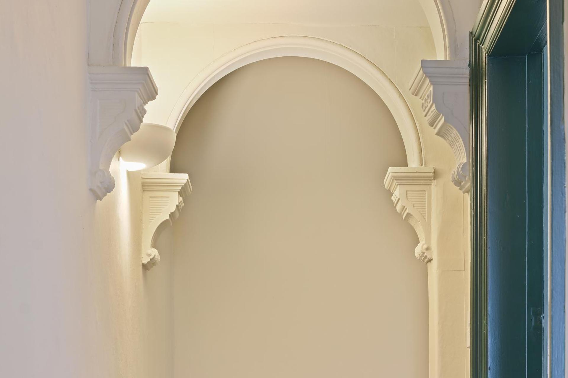 Home from Home 4 Bed - Ideal for Workers & Great for Groups, FREE Parking, Spacious, Pet Friendly Netflix