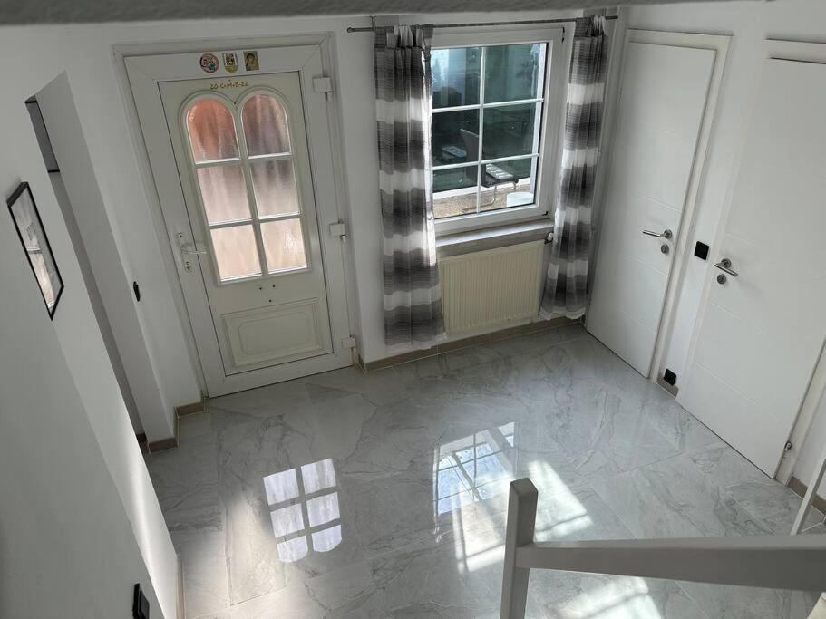 Outlet Center House, Pool-Jacuzzi-Garden-Sundeck