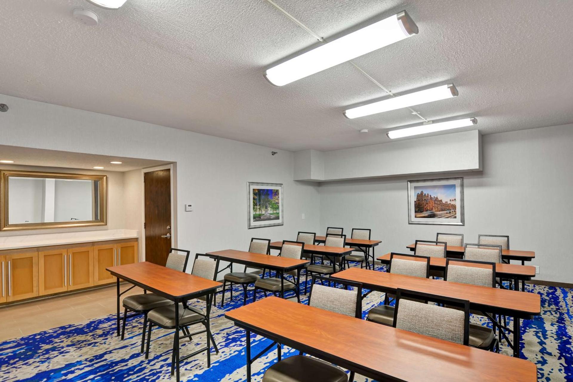 Meeting/conference room