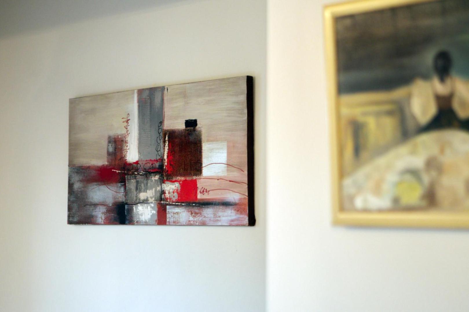 House with sea breeze-Anemelia