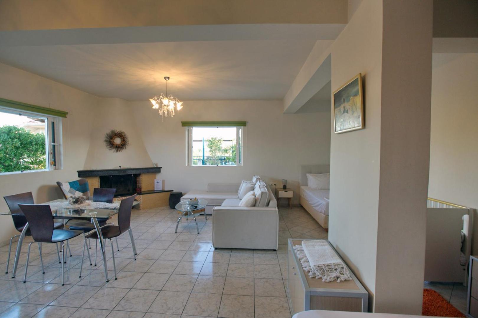 House with sea breeze-Anemelia