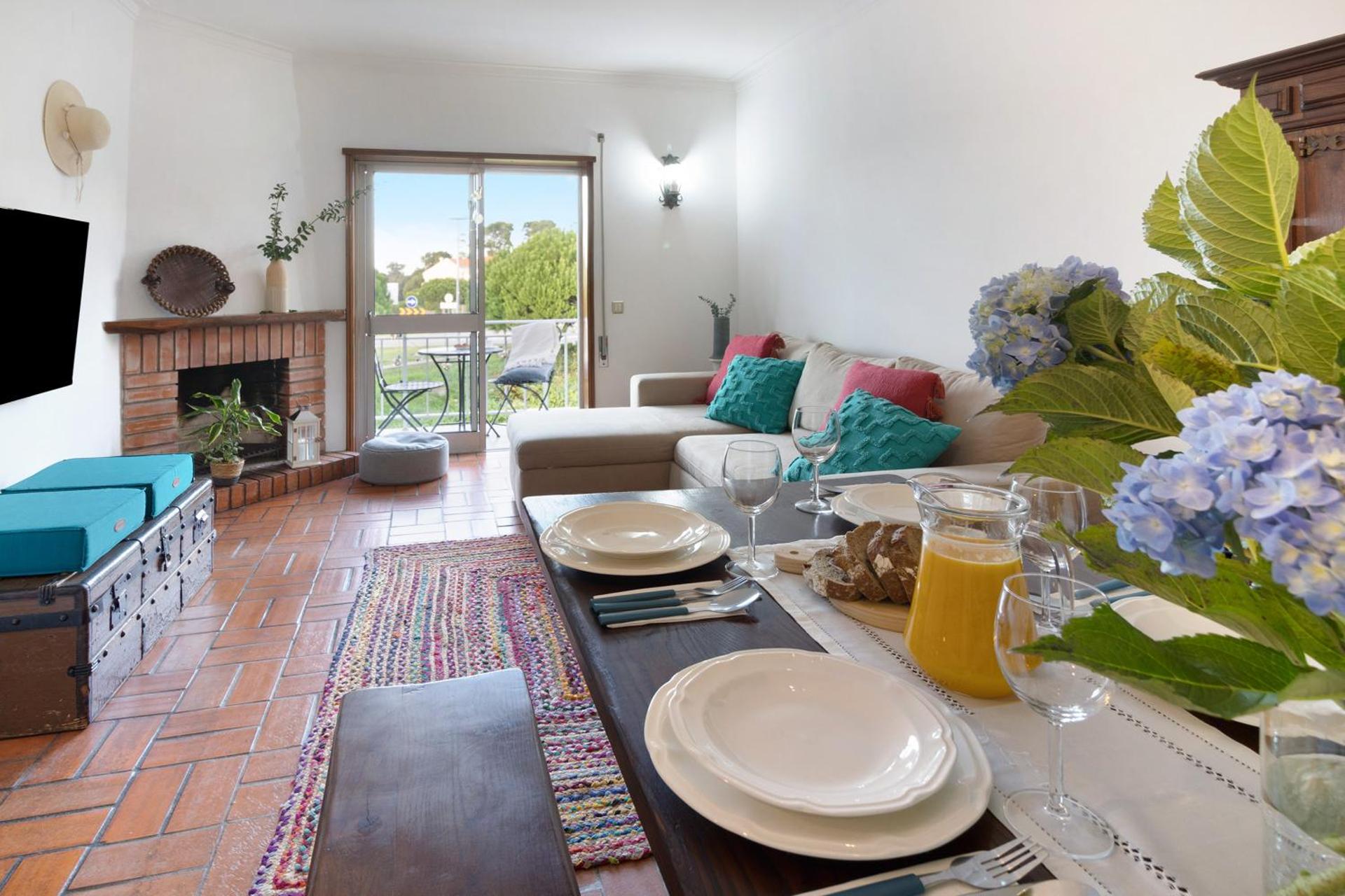 Retro Beach House Moledo