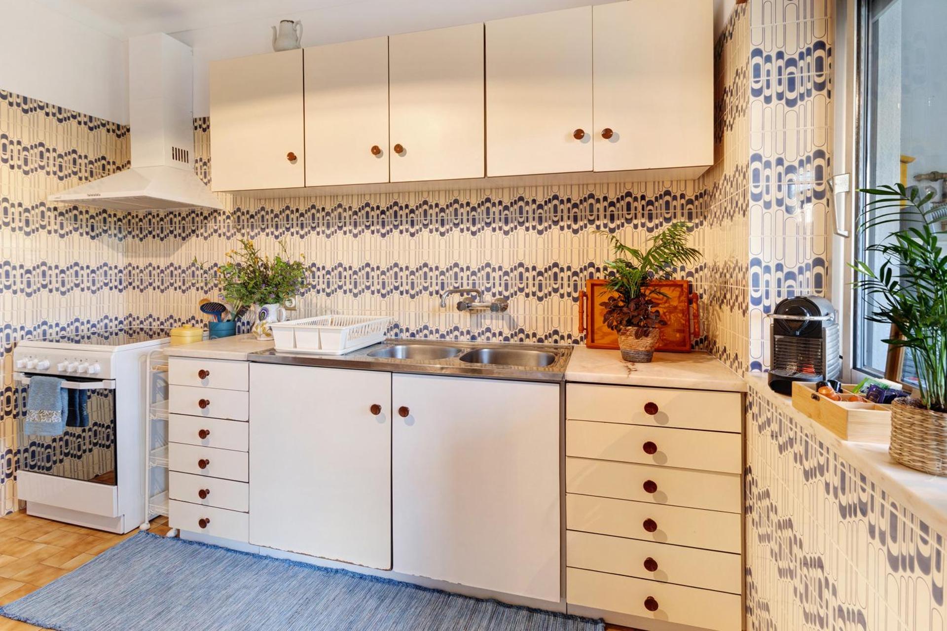 Retro Beach House Moledo