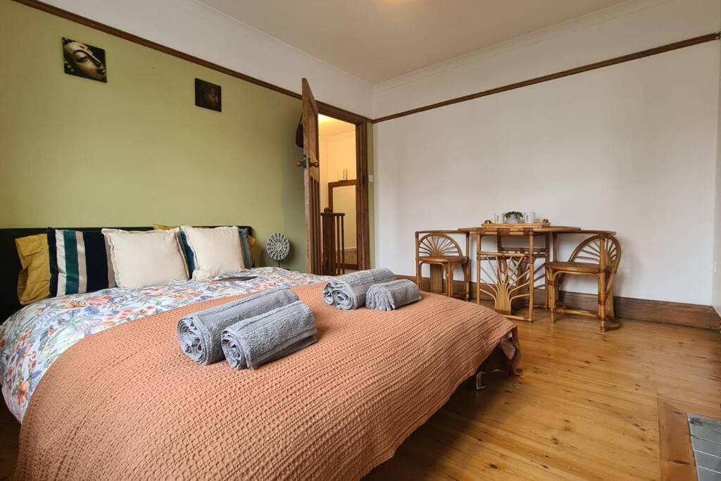 House on Costal Village free parking