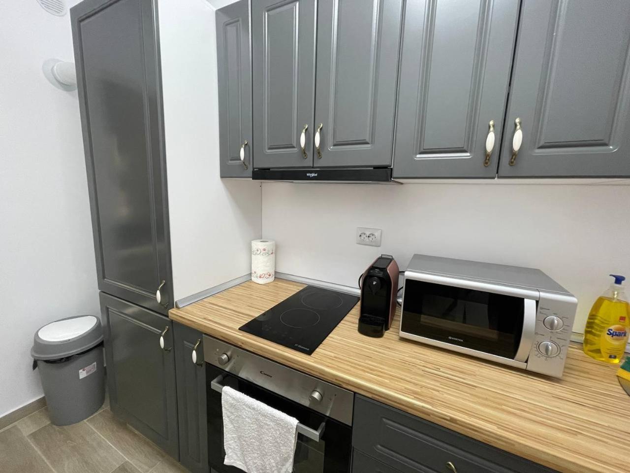 Moghioros Residence C3