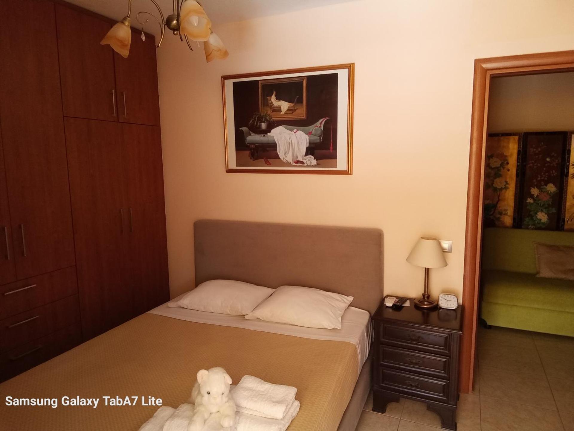 VILLA AVATOS 3 - Near to the port of Rafina and the airport of Athens