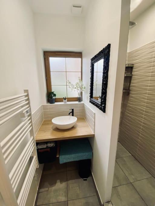 Bel appart proche centre ville, thermes, casino