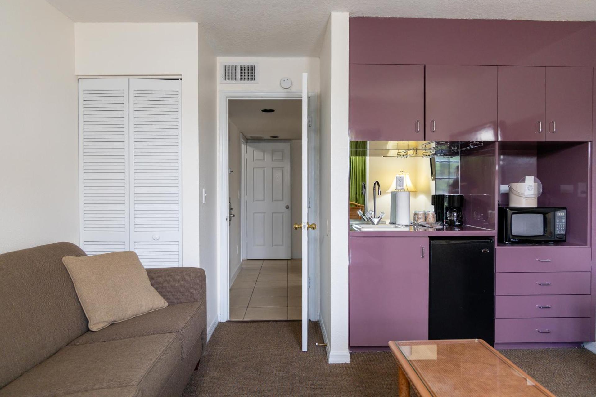 Coffee/tea facilities