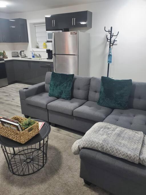 Lux Modern 2BR Radiant Suite+Free Parking