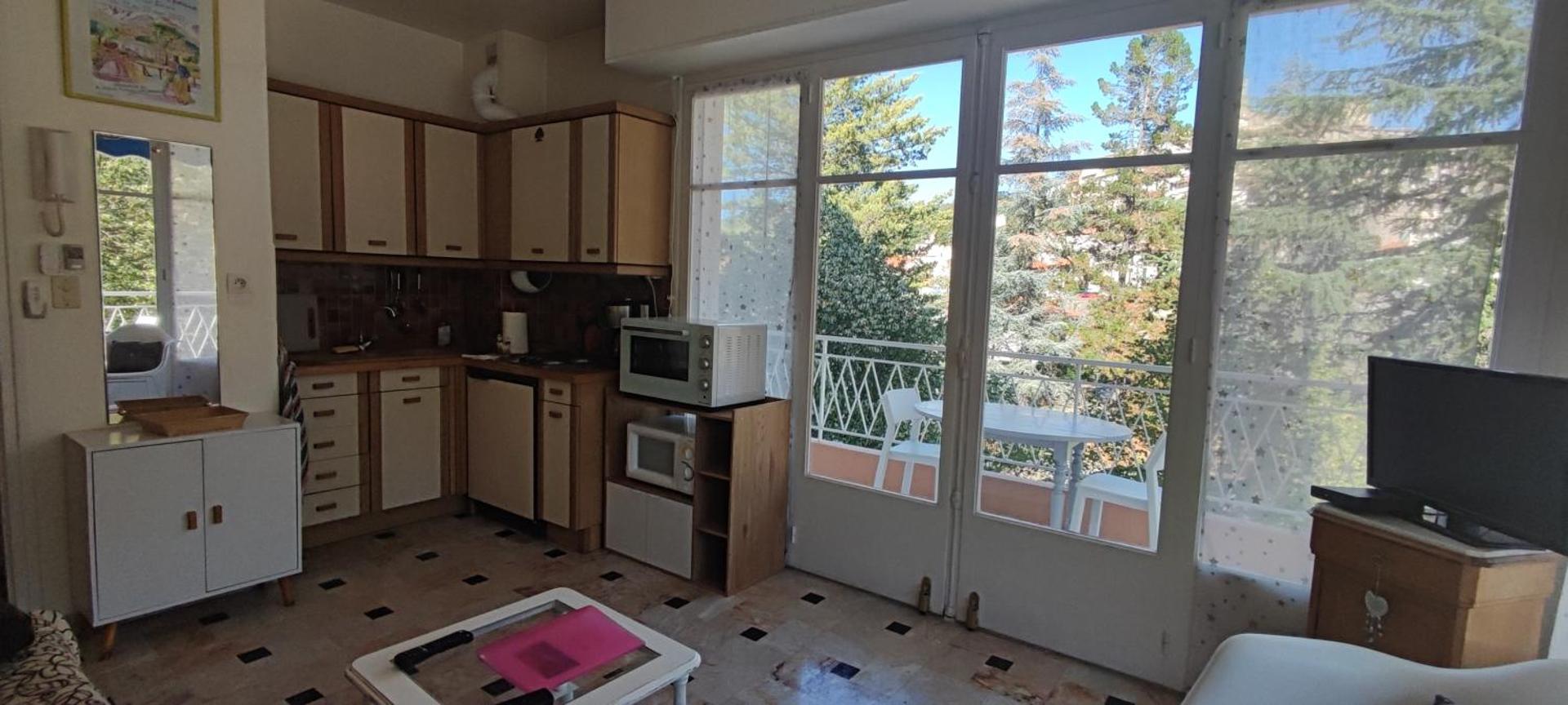 Refuge Arago by Les Refuges de Rachel