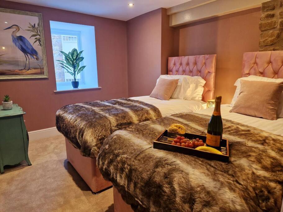 Hamilton - Lord William