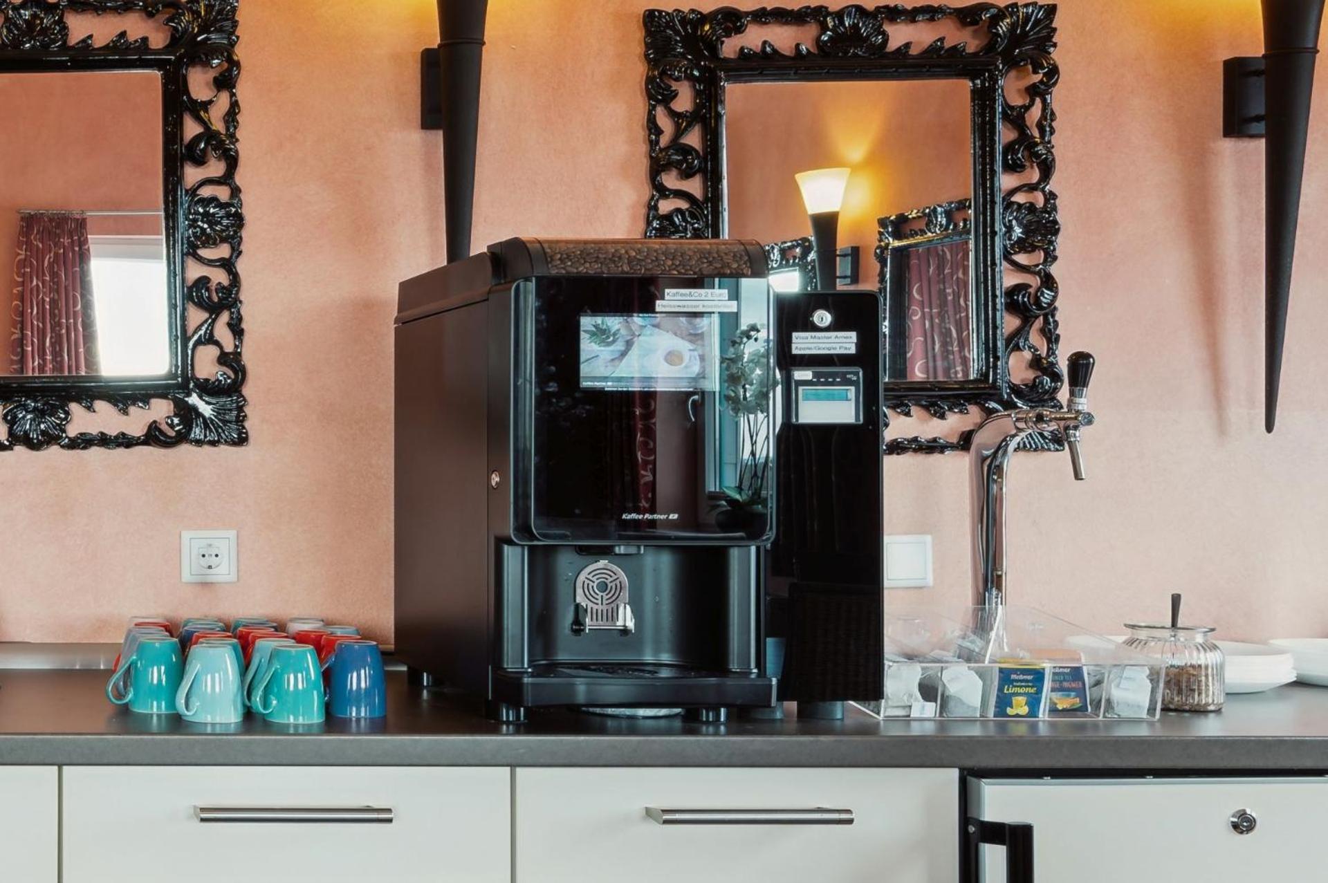 Coffee/tea facilities