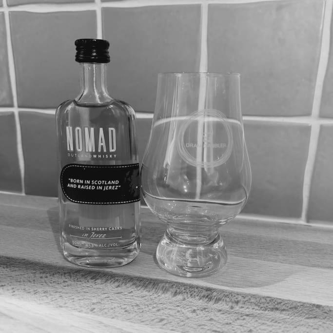 Crossways Cottage Quirky 2 bedroom cottage in Damdale, Central Peebles