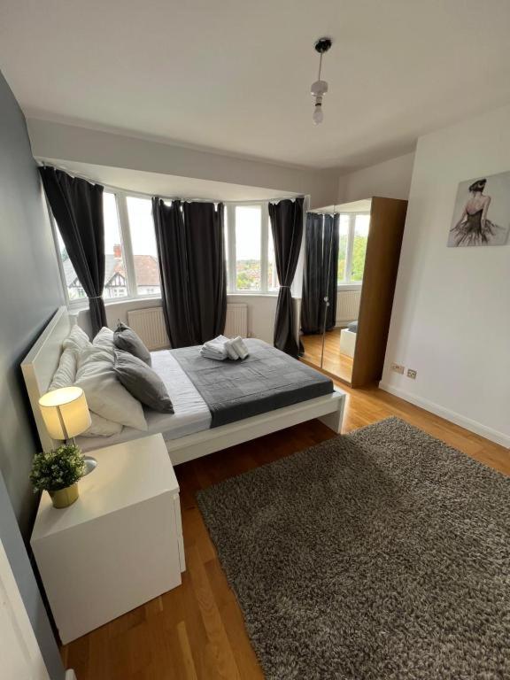 Stunning House 15 min from Wembley arena