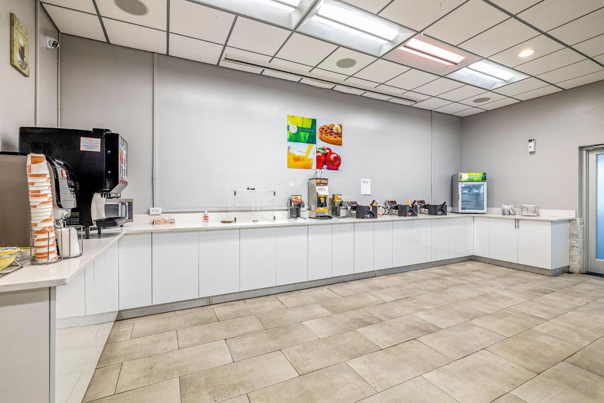 Coffee/tea facilities