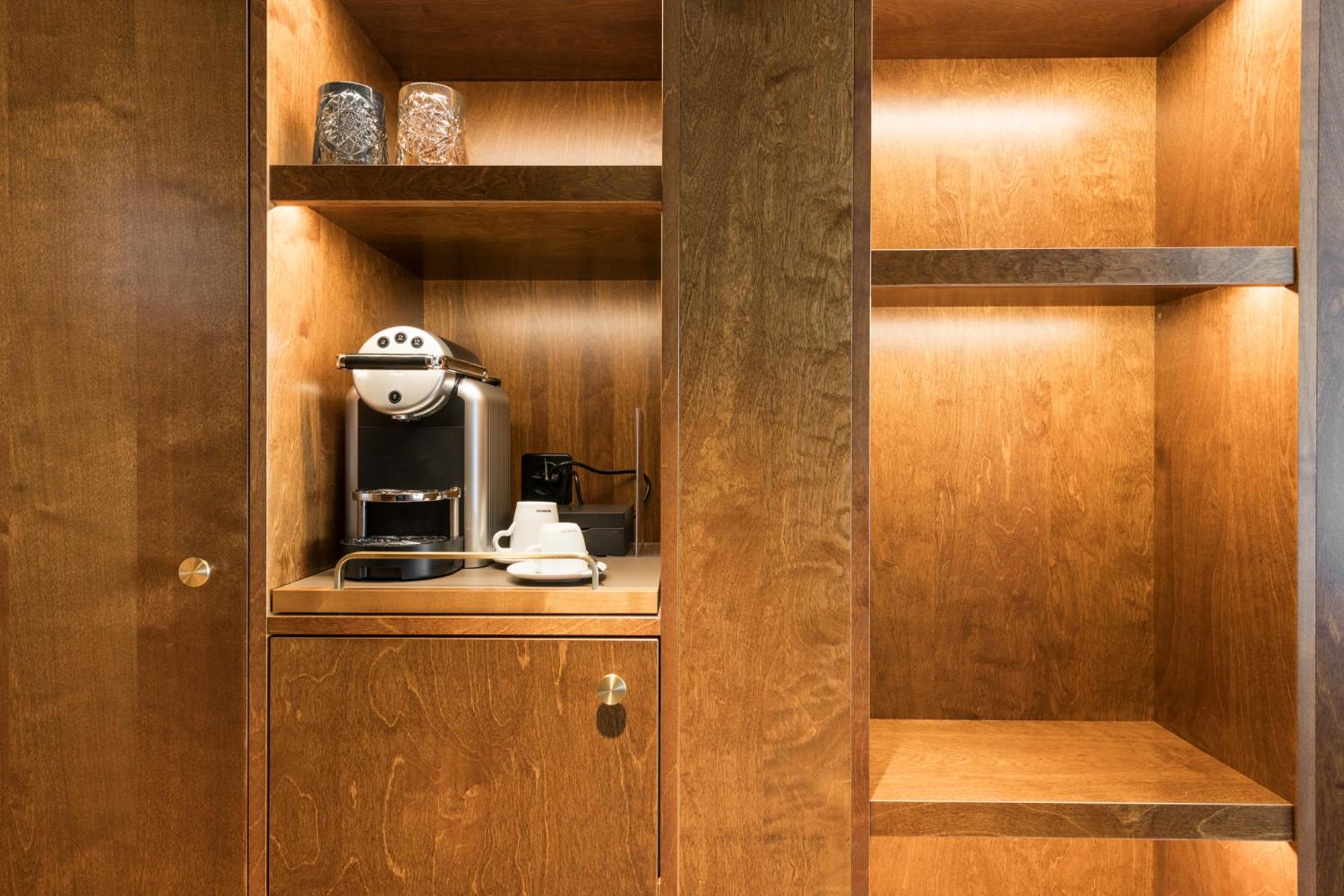 Coffee/tea facilities