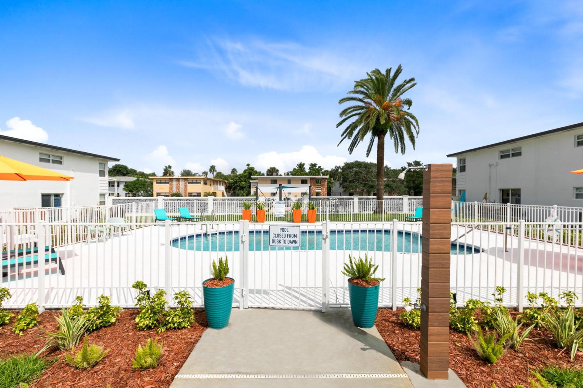 Ocean 20 - Sunny Seaside