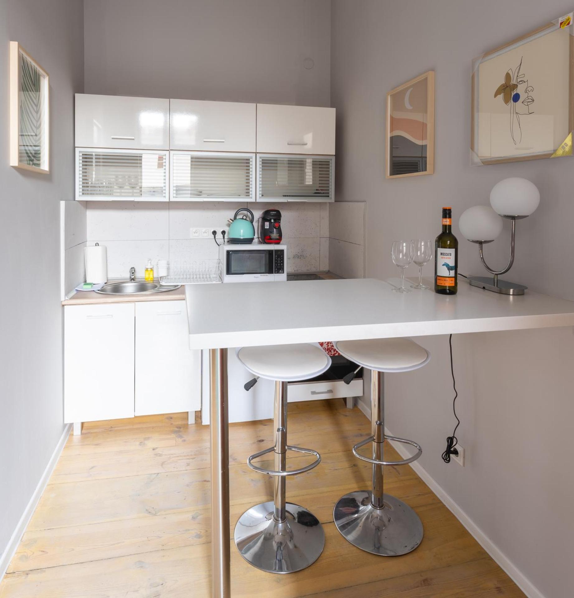 Kitchen or kitchenette