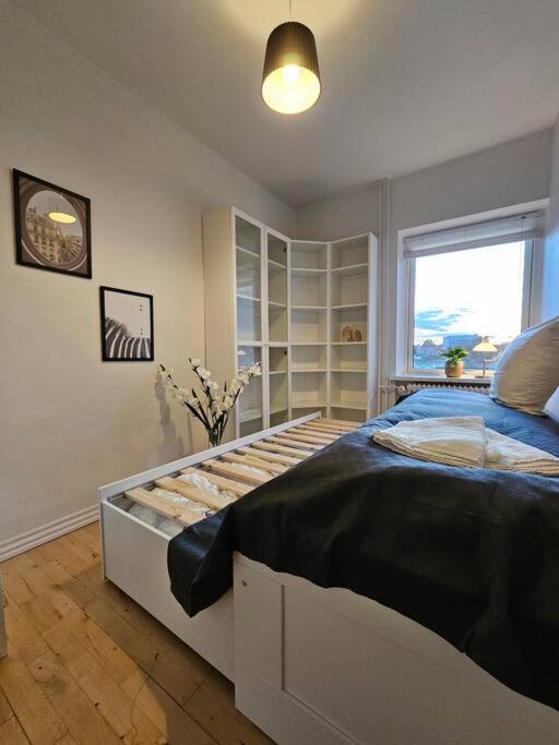 Lejlighed med altan og gratis parkering