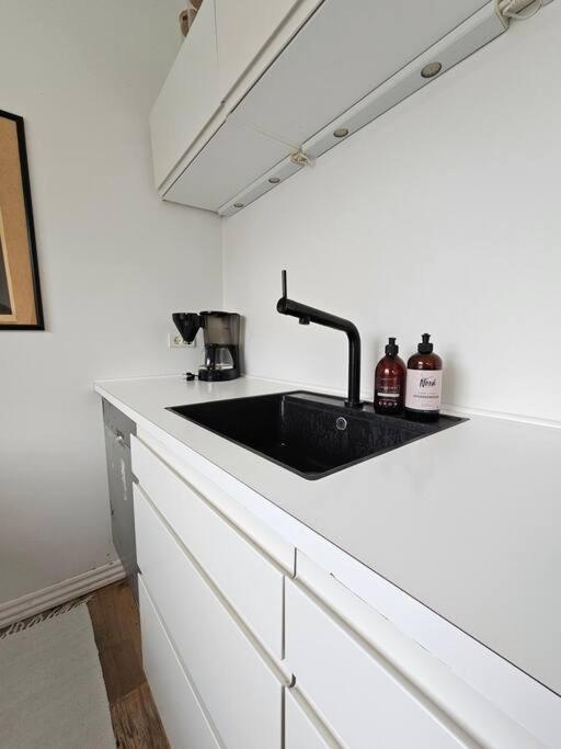 Lejlighed med altan og gratis parkering