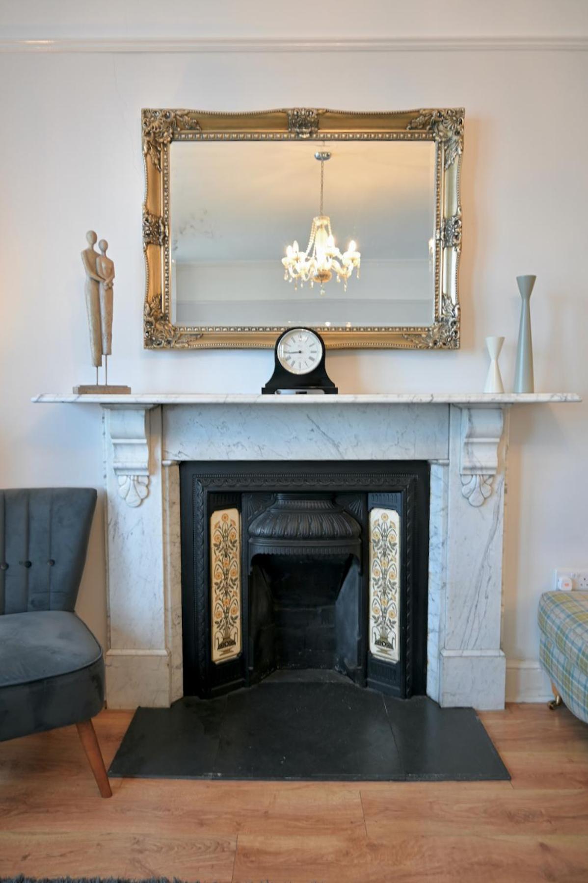 Glan y Mor, Sleeps 20, 8 Bedrooms, 8 Bathrooms, Seafront, Criccieth