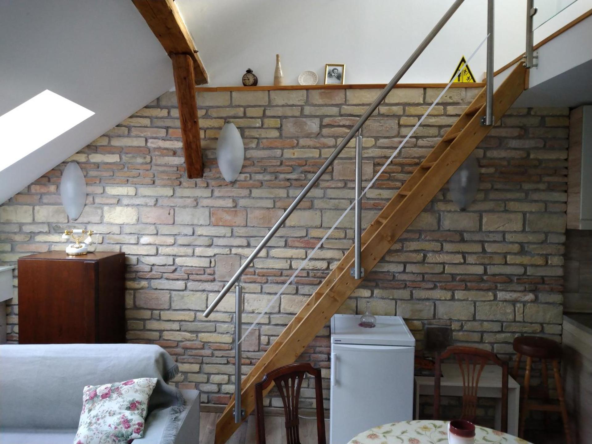 Kisfaludy Károly Apartman