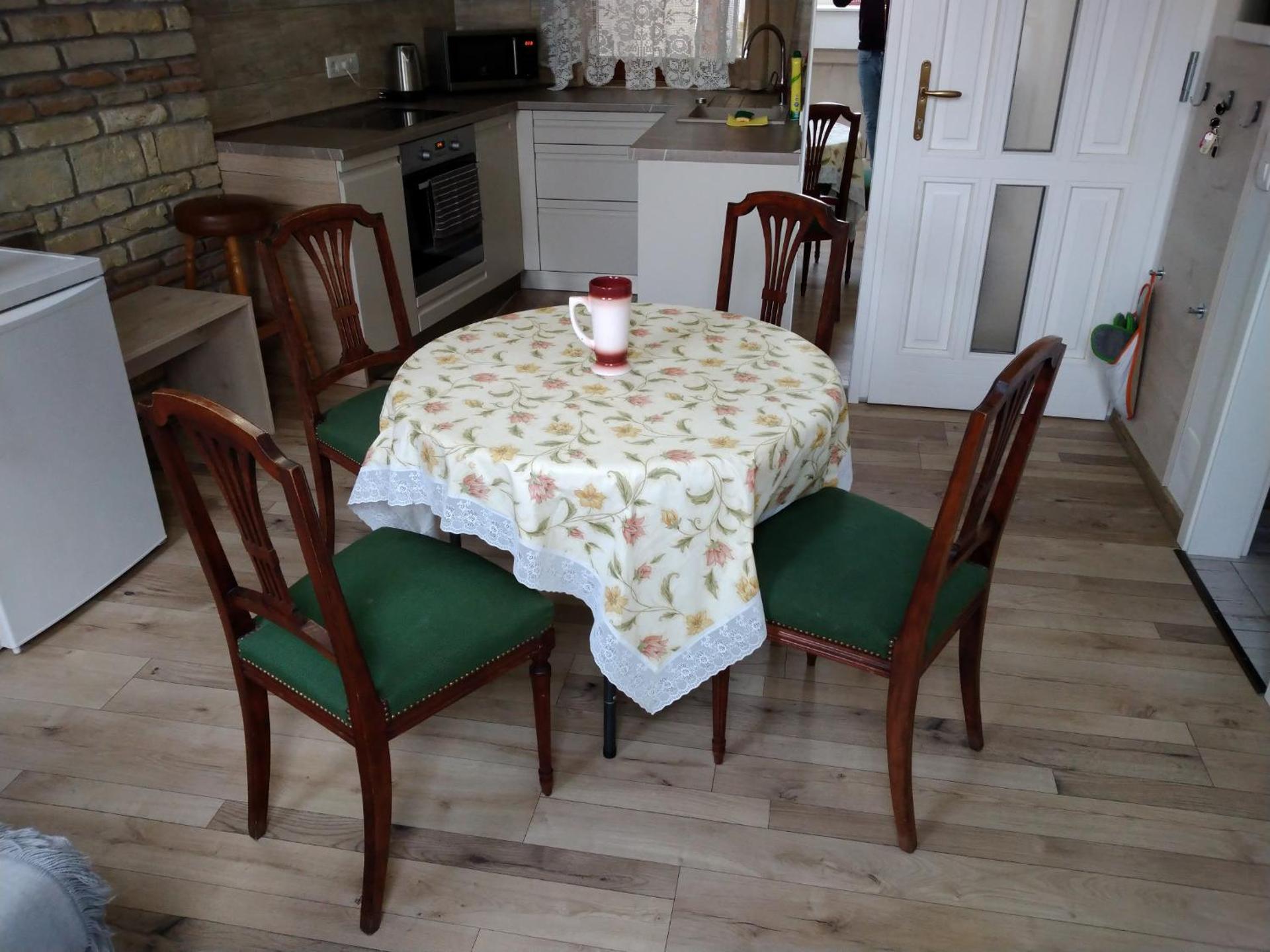 Kisfaludy Károly Apartman