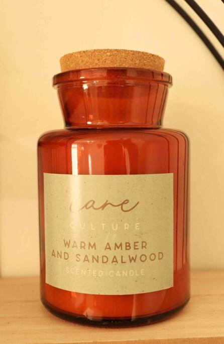 Stunning Guest House FREE WiFi &Parking