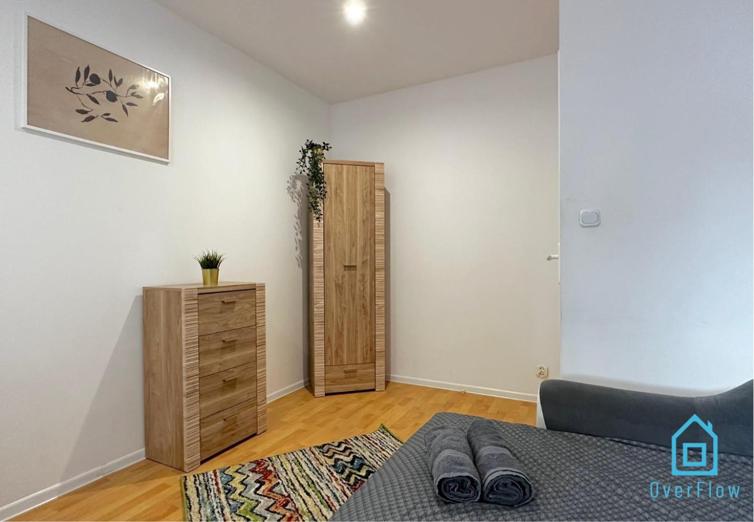 Leaf Room - 20 Minutes to Gdańsk Old Town & Seaside