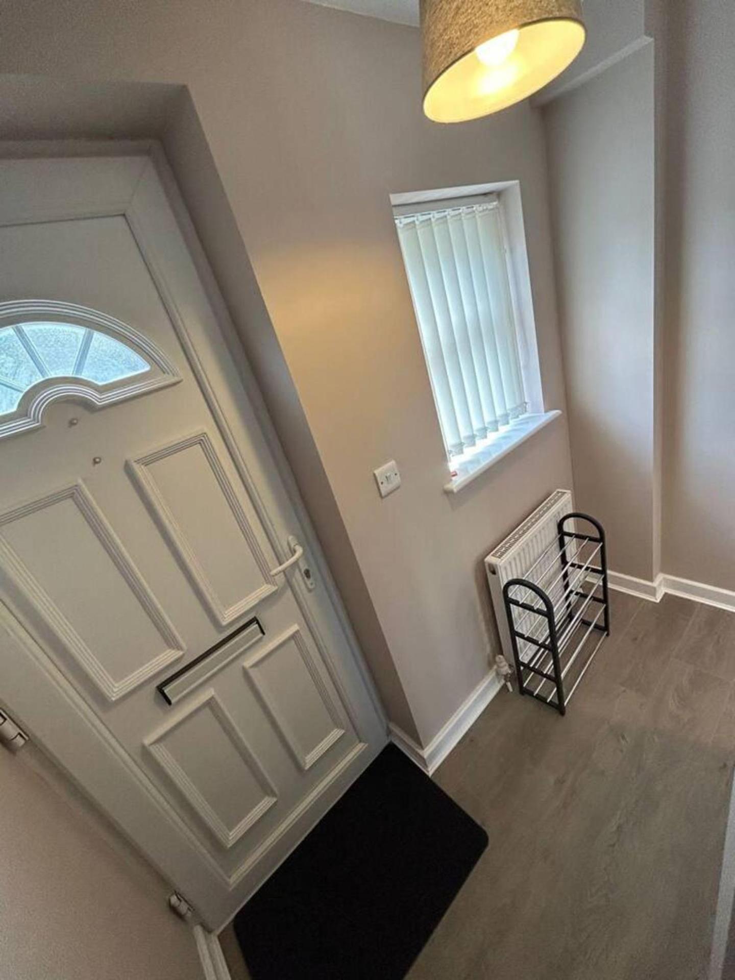 1-Bed House Sleeps 4 Free Parking