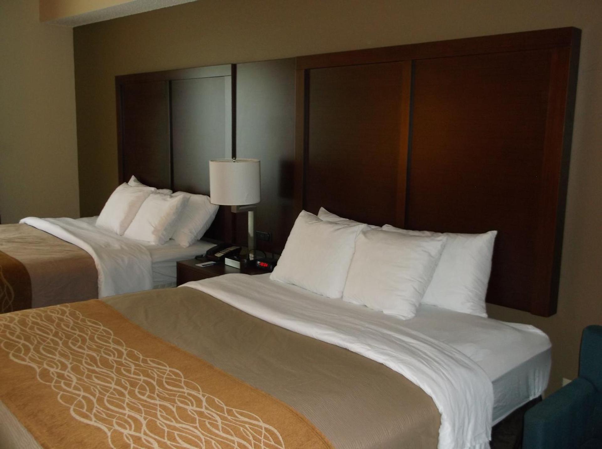 Queen Room with Two Queen Beds - Accessible/Non-Smoking 