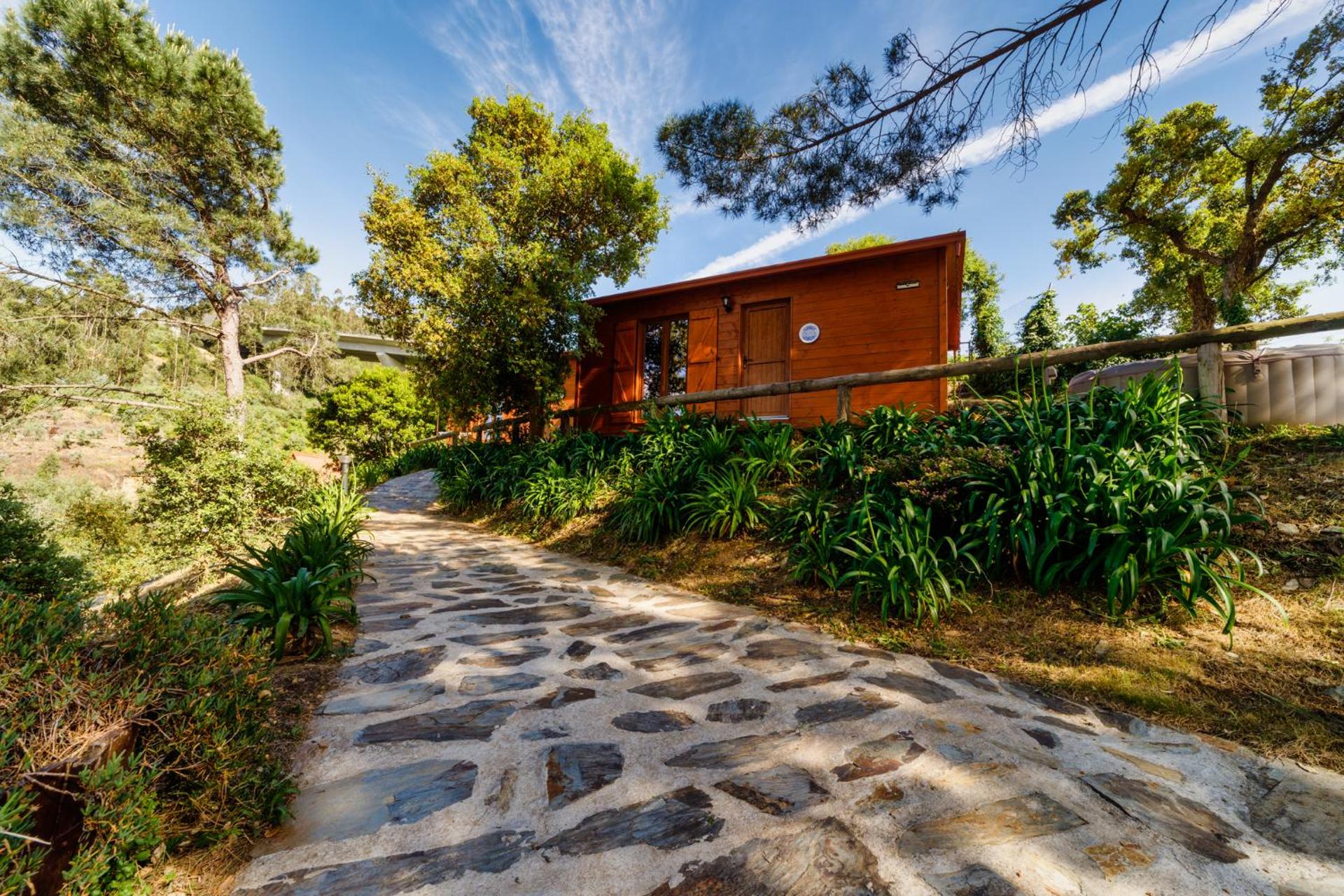 Arrabia Guest Houses Glamping