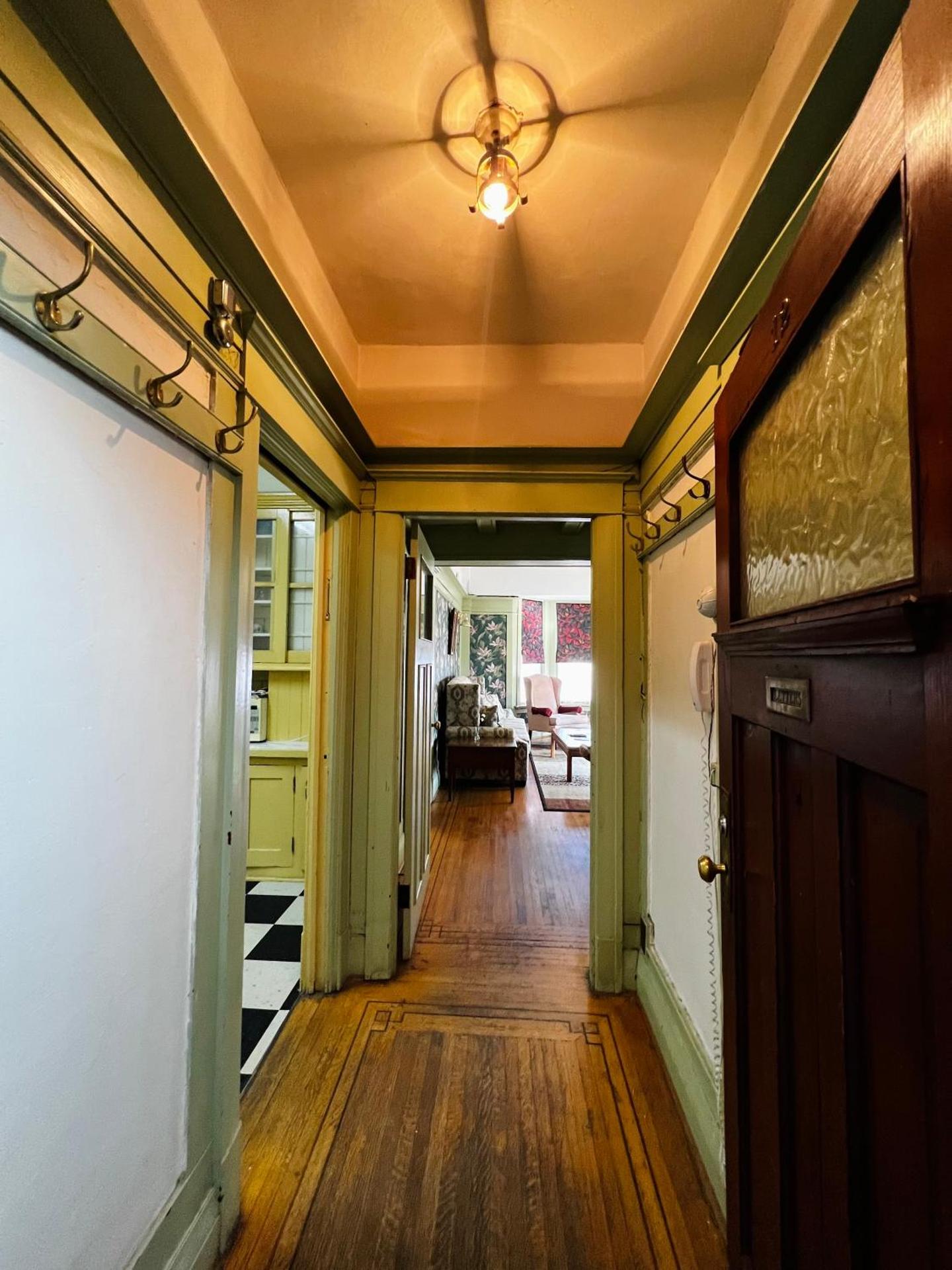 Arundel Mansions Hotel