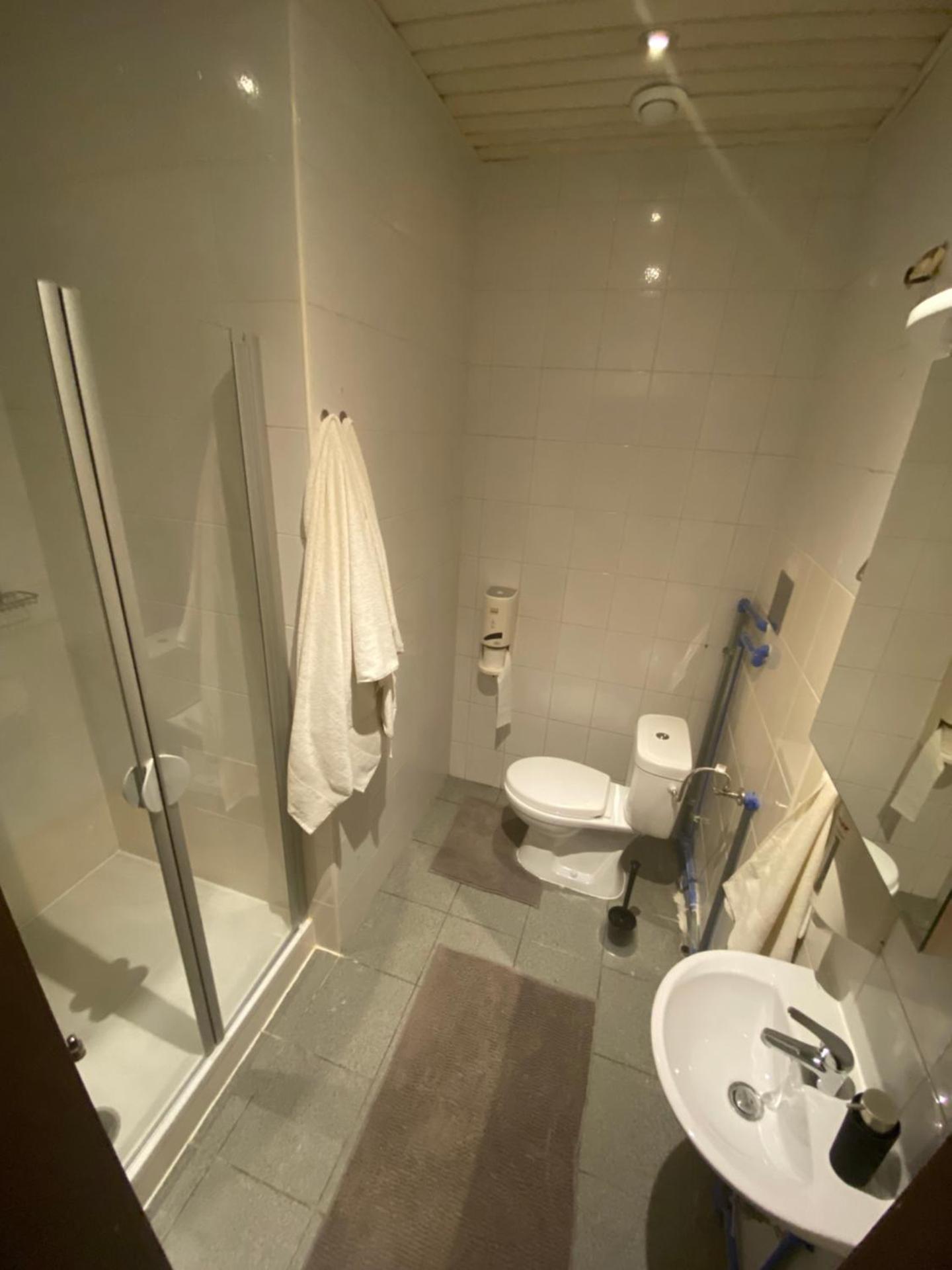 Nous Cafe & Restaurant